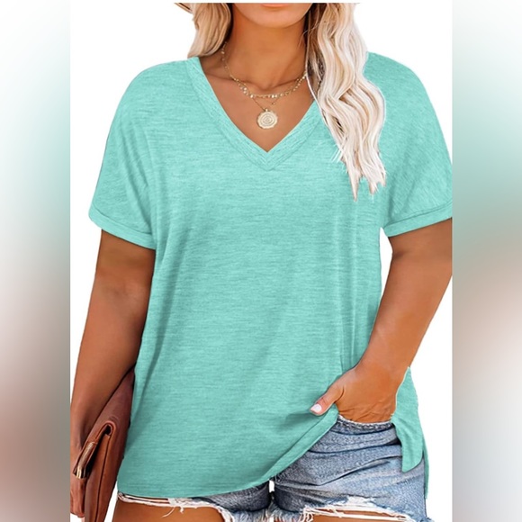 Plus Size Tunic Summer casual top v neck - Picture 2 of 4